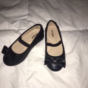 Black bow flats